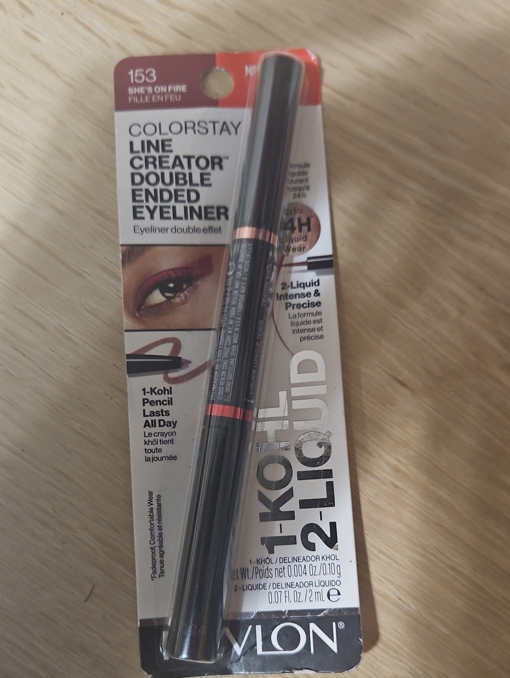 Revlon ColorStay Line Creator Double Ended Eyeliner - 153 She’s On Fire (Red)